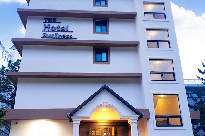 Hotel 23 of 27