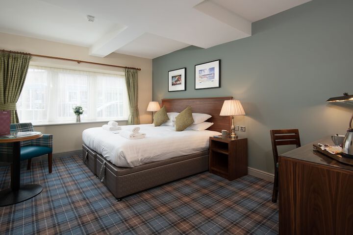 Room 3 of 114