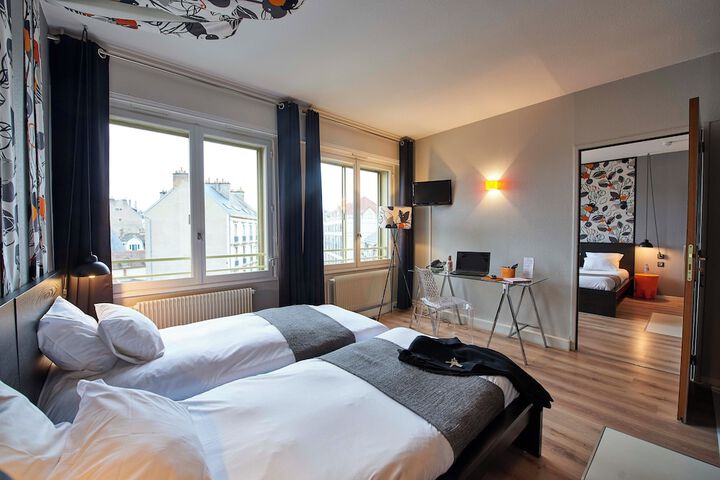 Room 21 of 42