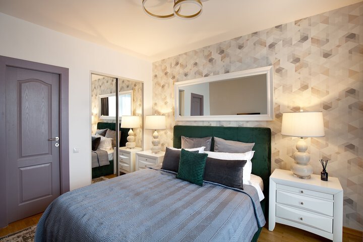 Room 4 of 30
