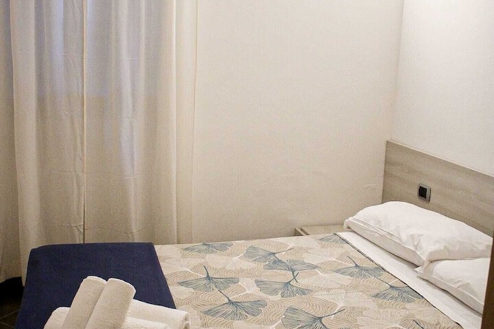 Room 14 of 84