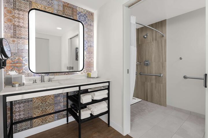 Bathroom shower