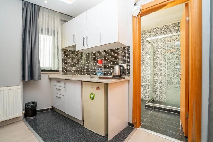 Room 8 of 21