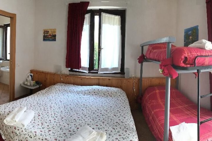 Room 3 of 57