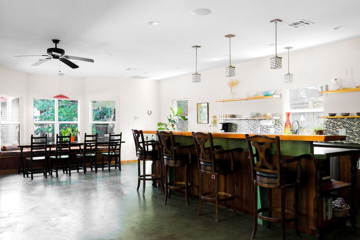 Breakfast/Coffee Service 26 of 34