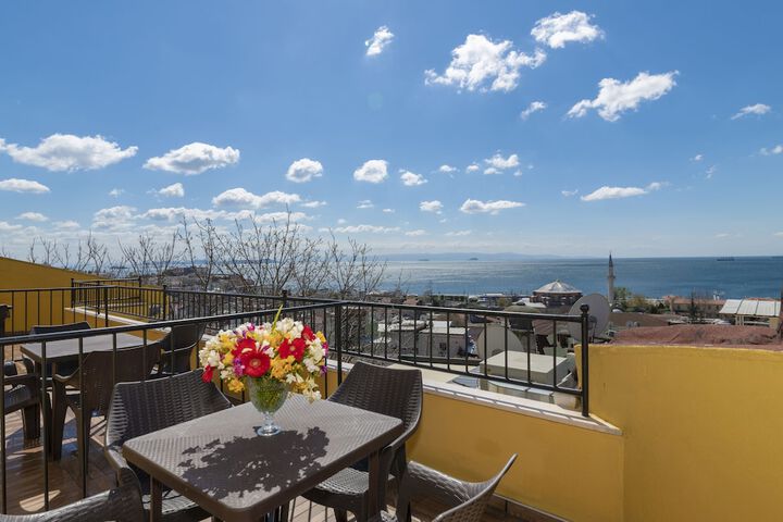 Terrace/Patio 73 of 76