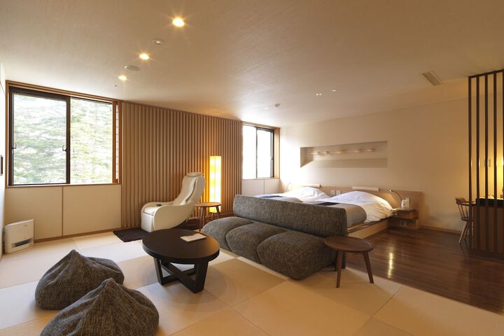 Room 10 of 63