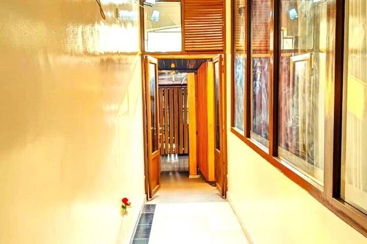 Hotel Interior 7 of 39