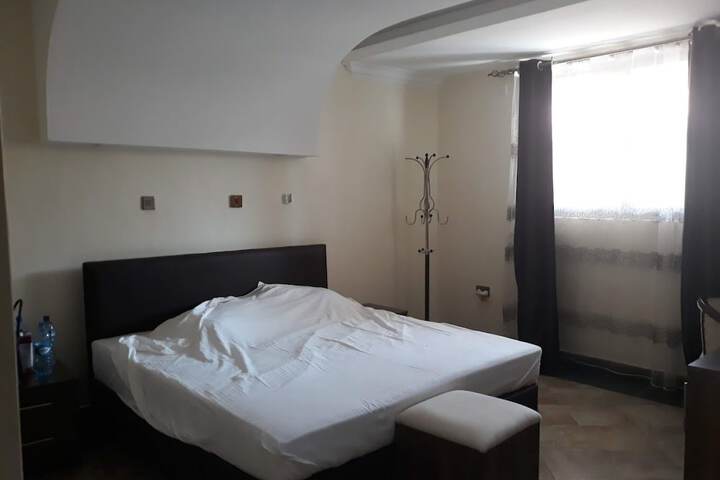 Room 10 of 57