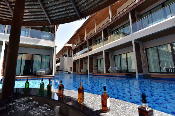 Pool 97 of 156