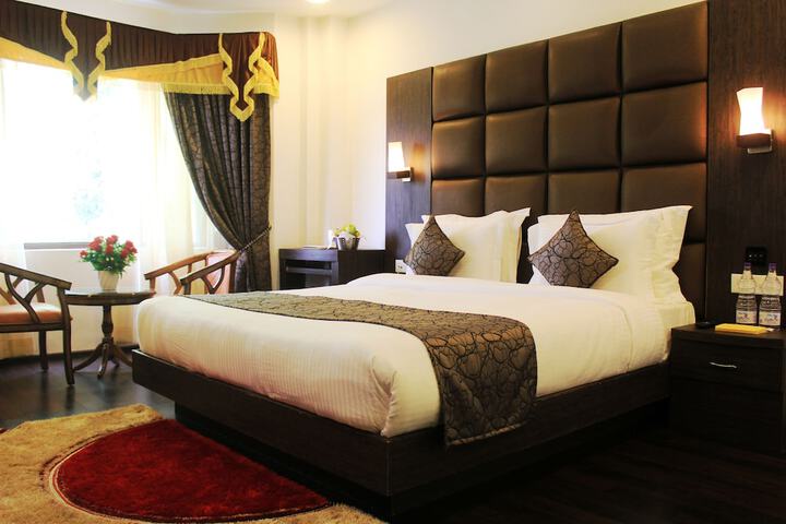 Room 5 of 24