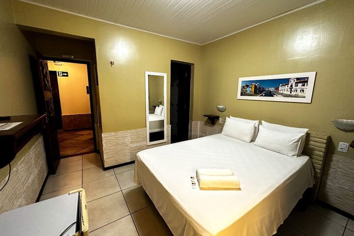 Room 16 of 53
