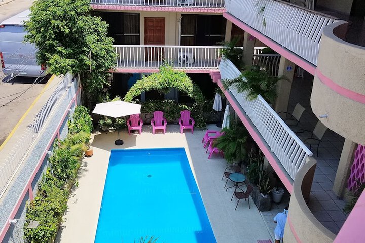 Pool 41 of 90