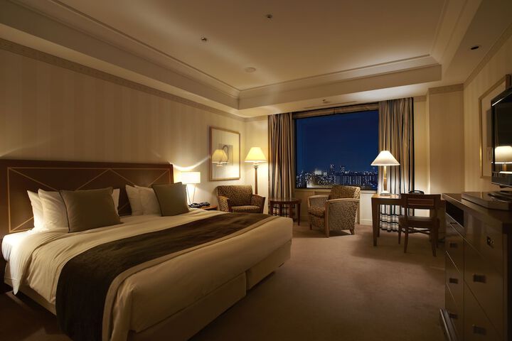 Room 27 of 115