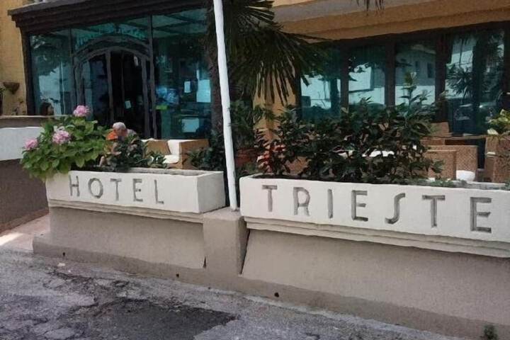 Hotel 7 of 7