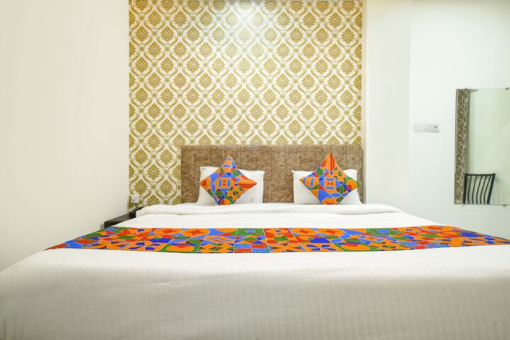 Room 21 of 27