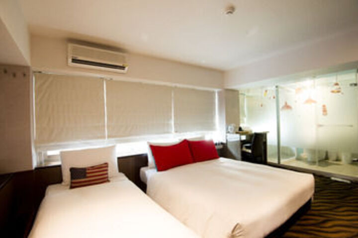 Room 7 of 23