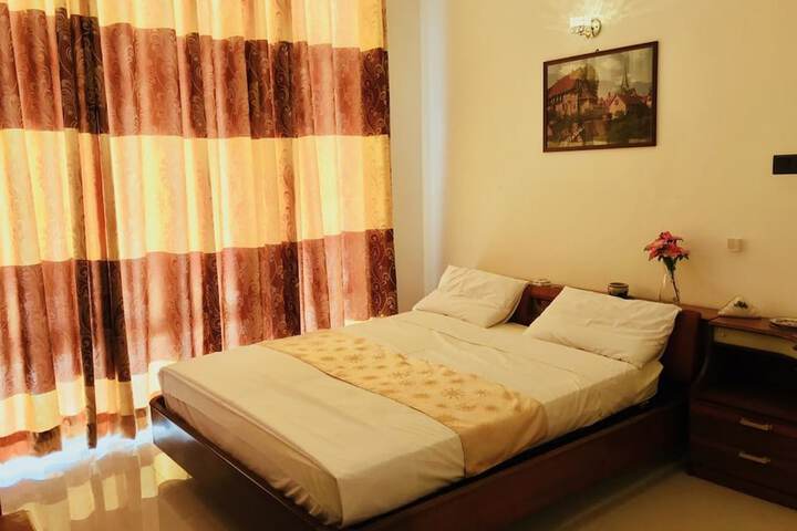 Room 3 of 67