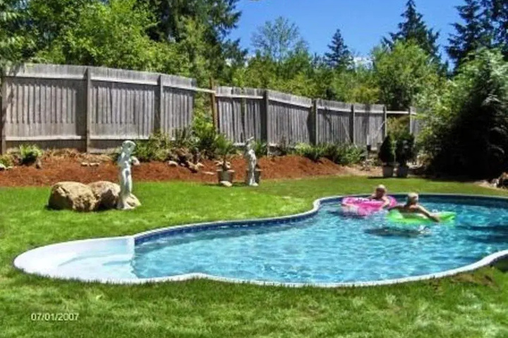 Pool 5 of 7