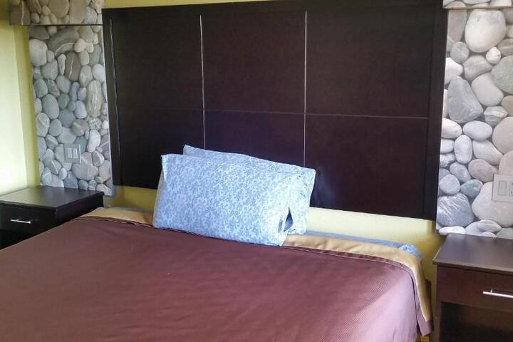 Standard | King Bed (9 of 19)