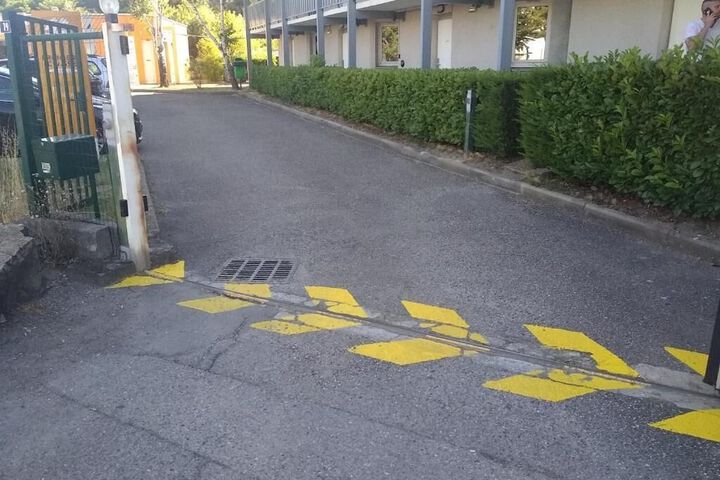Property Grounds 69 of 77