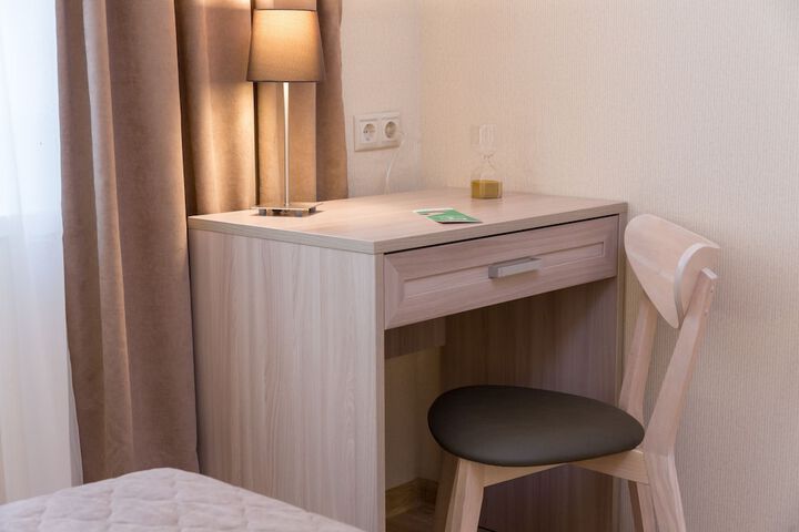 Room 16 of 34
