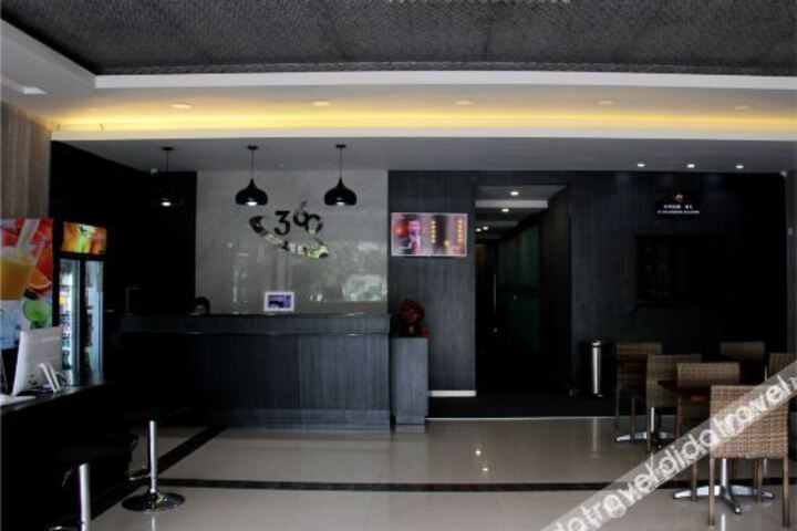 Hotel Interior 4 of 10