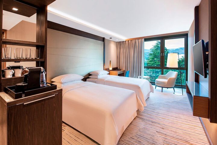 Room 21 of 256