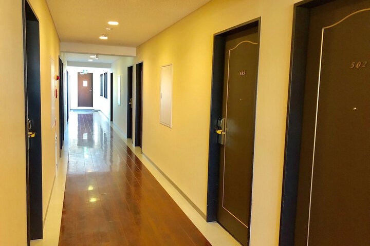 Ballroom/Hall 18 of 20