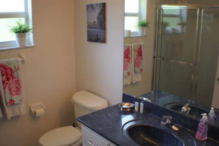 Room 12 of 19