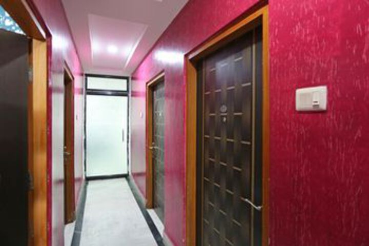 Ballroom/Hall 22 of 30
