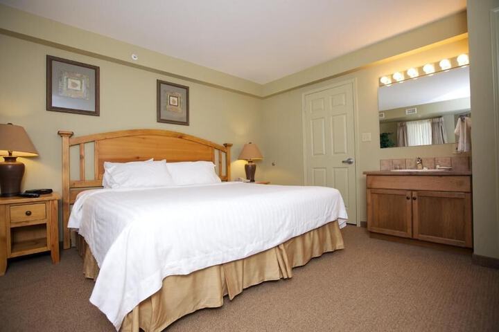 Room 3 of 32