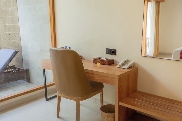 Room 21 of 49