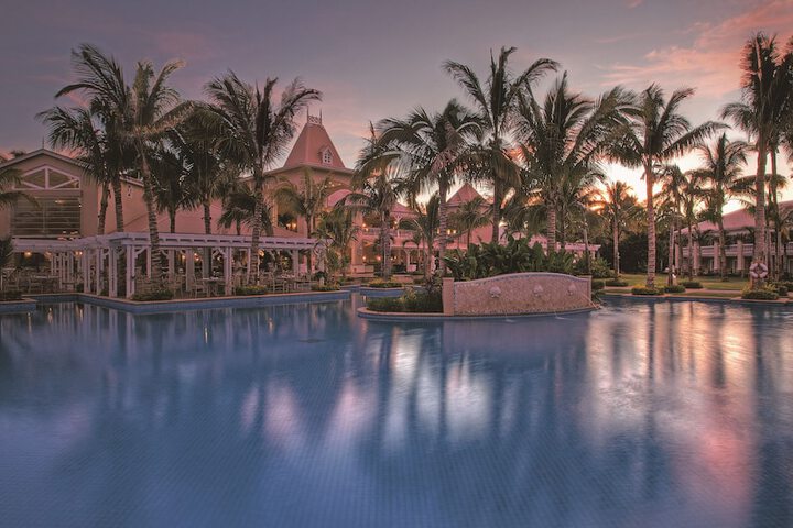 Pool 59 of 148