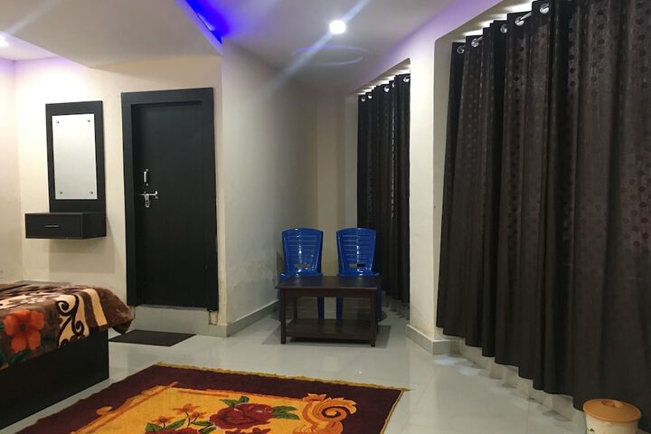 Room 19 of 30
