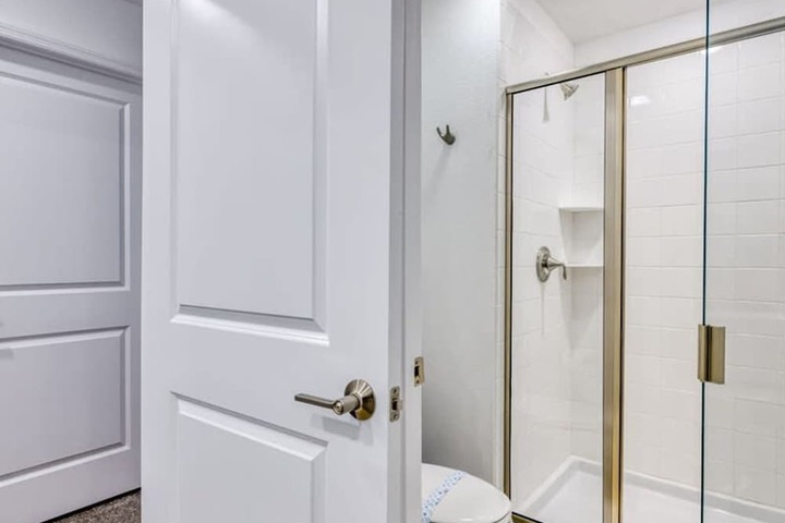 Room 18 of 42