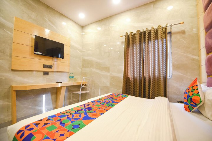 Room 14 of 35