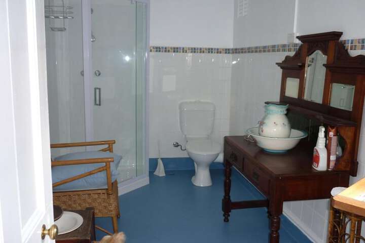 Room 18 of 49