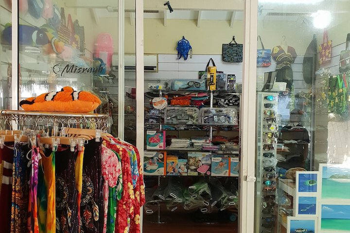 Gift Shop 22 of 51