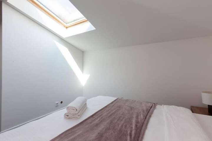 Room 3 of 55