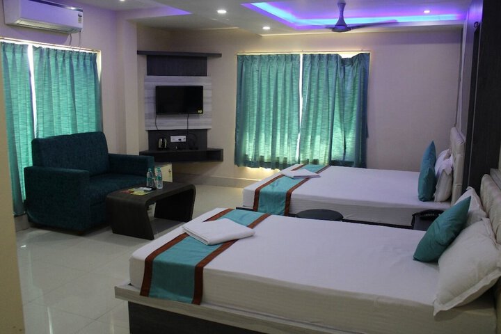 Room 18 of 34