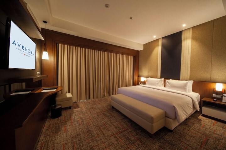 Room 5 of 54