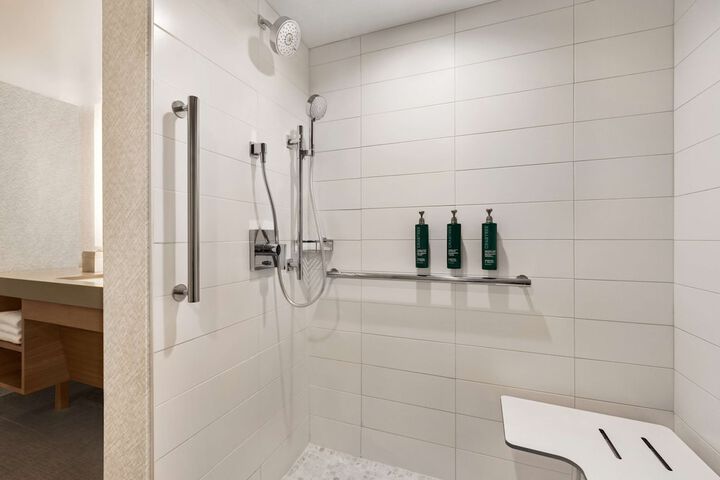 Bathroom shower