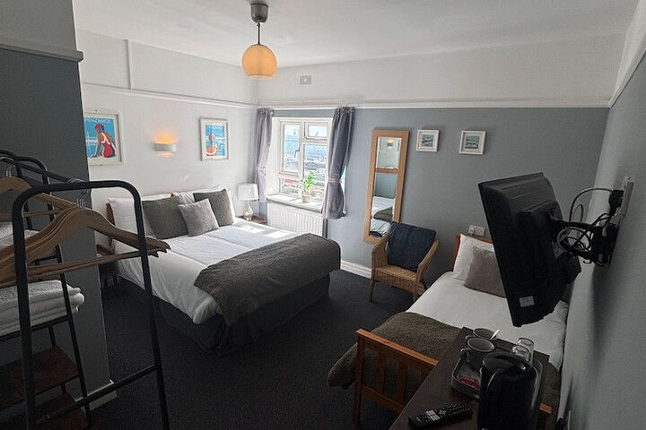 Room 20 of 40