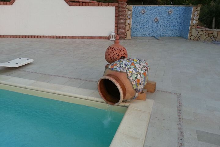 Pool 55 of 131