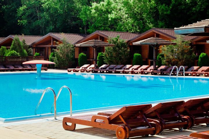 Hotel Pool