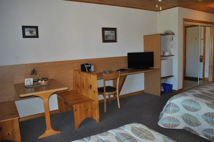 Photo 3
