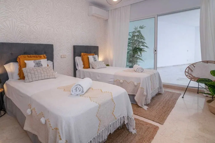 Room 3 of 22