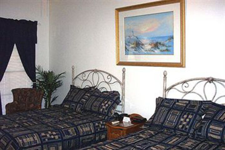Room 10 of 23