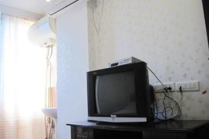 Room 18 of 34